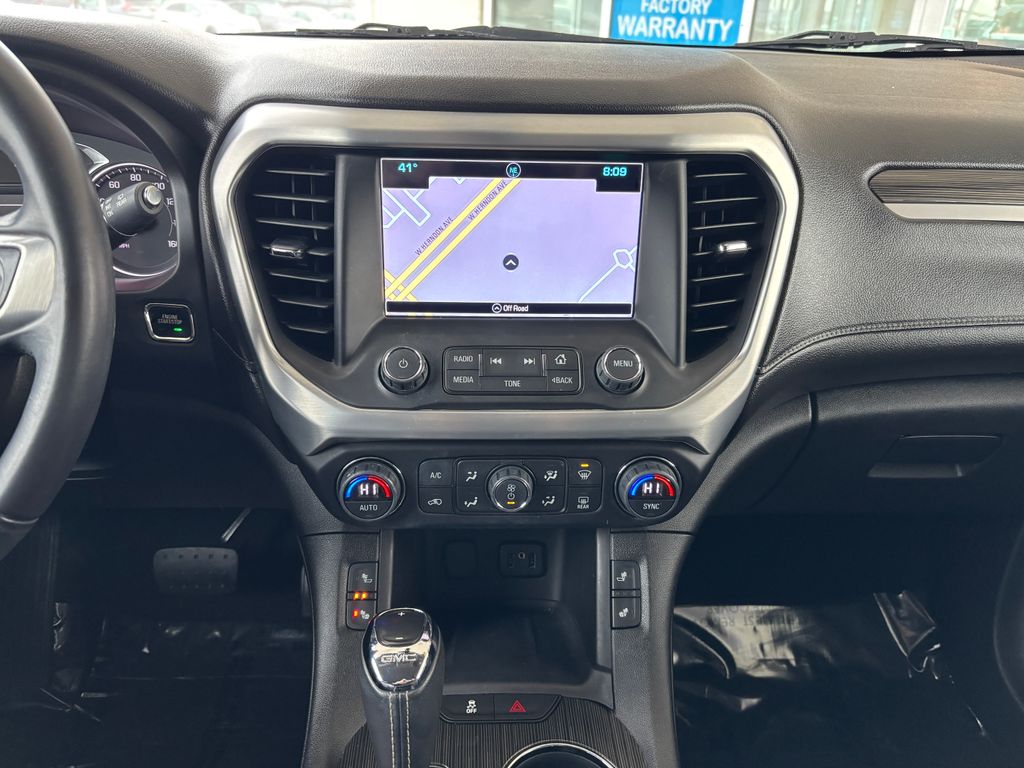 Thumbnail: 2017 GMC Acadia - 13