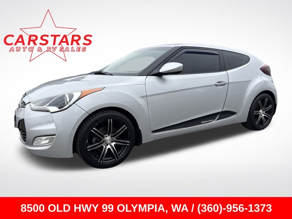 2013 Ironman Silver Metallic Hyundai Veloster Base FWD Hatchback