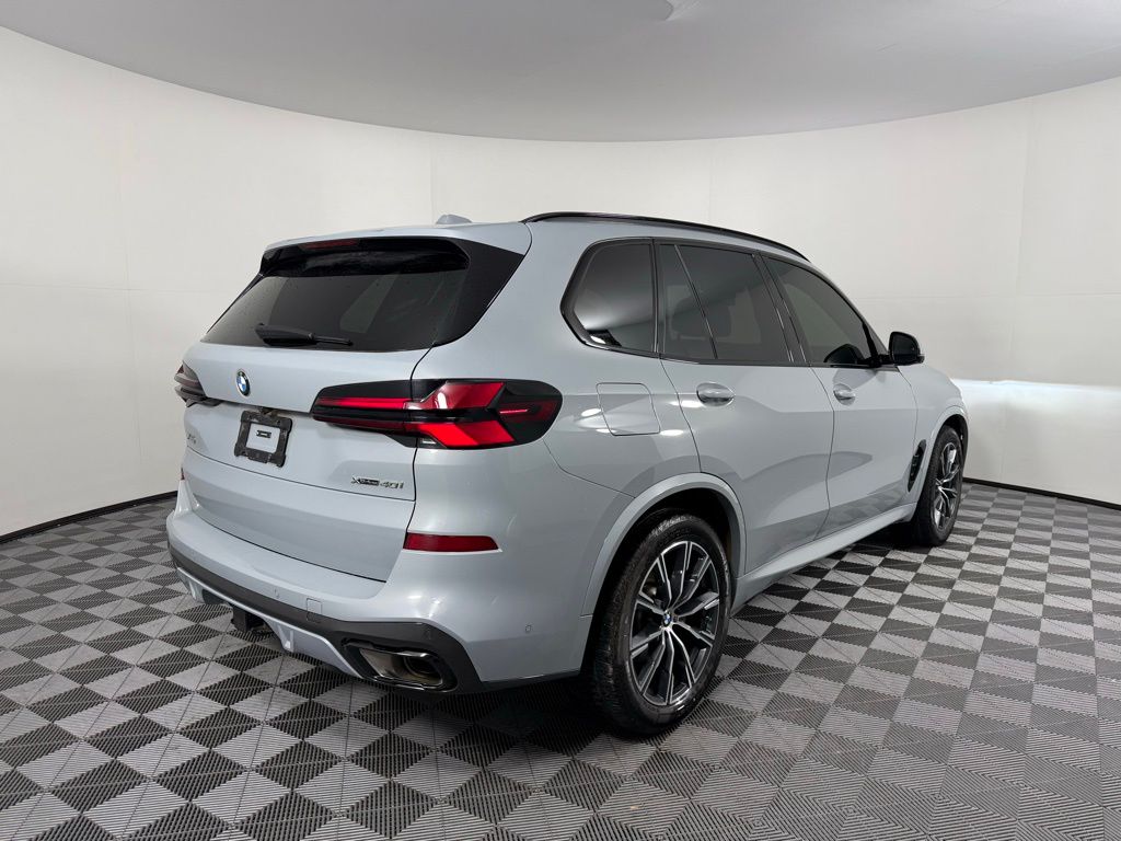 Thumbnail: 2024 BMW X5 - 5