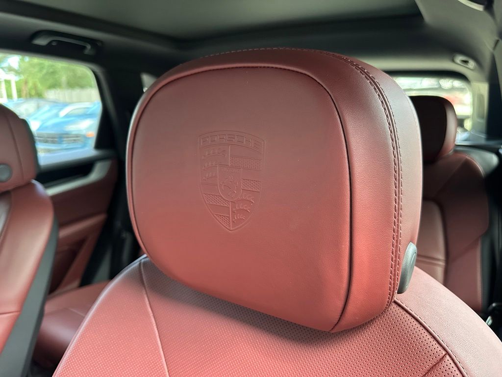 Thumbnail: 2026 Porsche Cayenne - 23