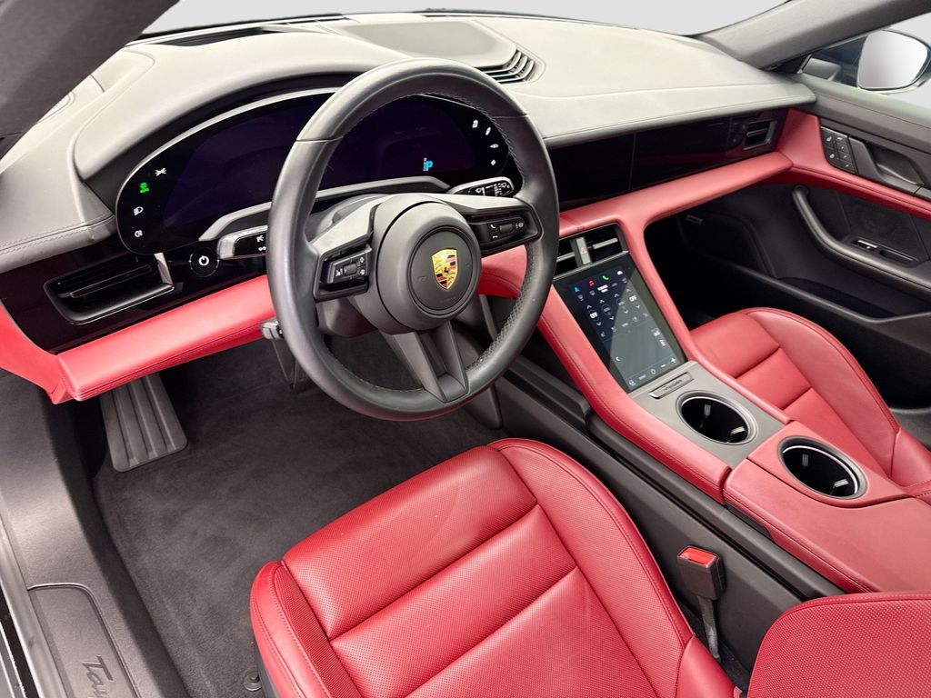 Thumbnail: 2022 Porsche Taycan - 4