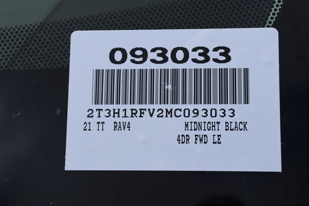 Thumbnail: 2021 Toyota RAV4 - 7