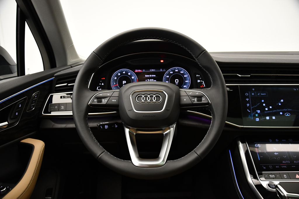 2025 Audi Q7  22