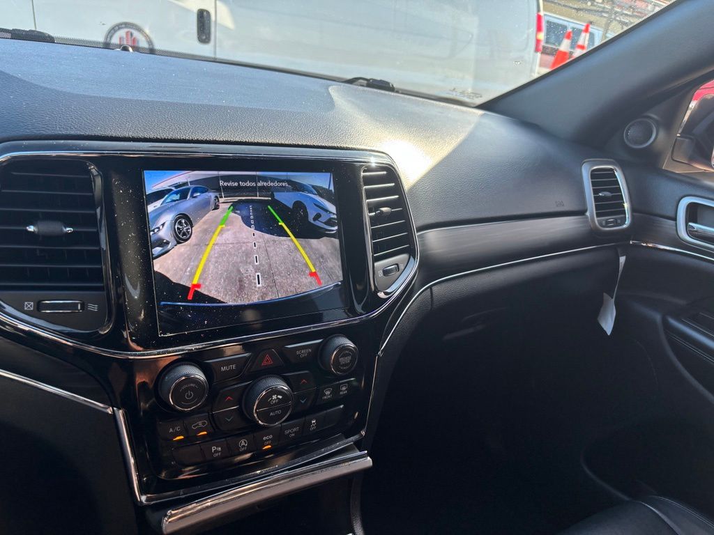 2021 Jeep Grand Cherokee Limited Red at Bravo Nissan