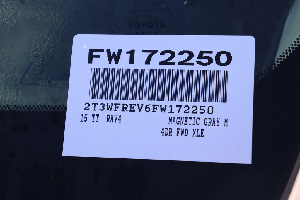 Thumbnail: 2015 Toyota RAV4 - 6