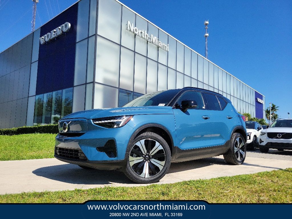 2023 Volvo XC40 Recharge Pure Electric Twin Core