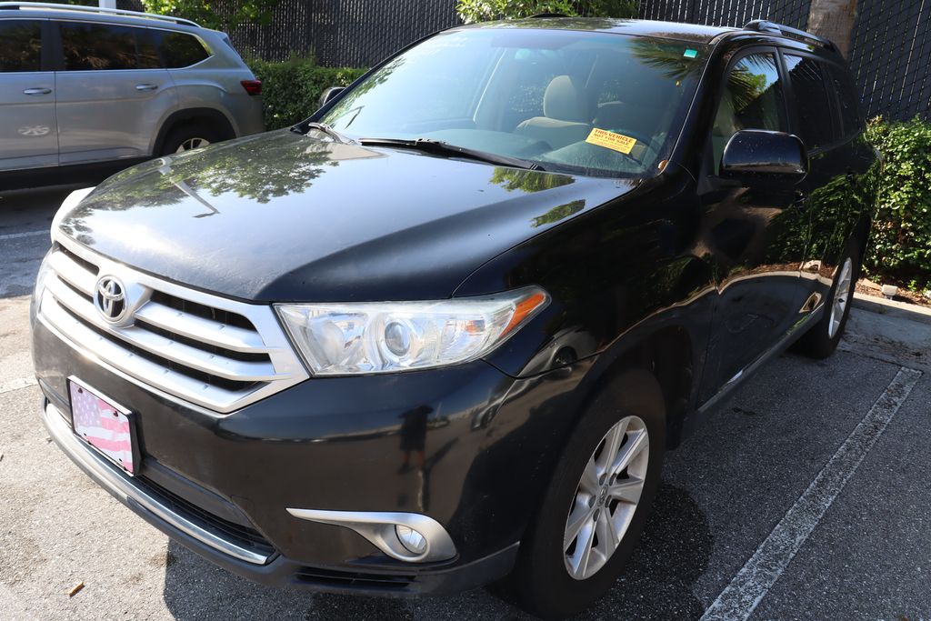 2012 Toyota Highlander Base 2