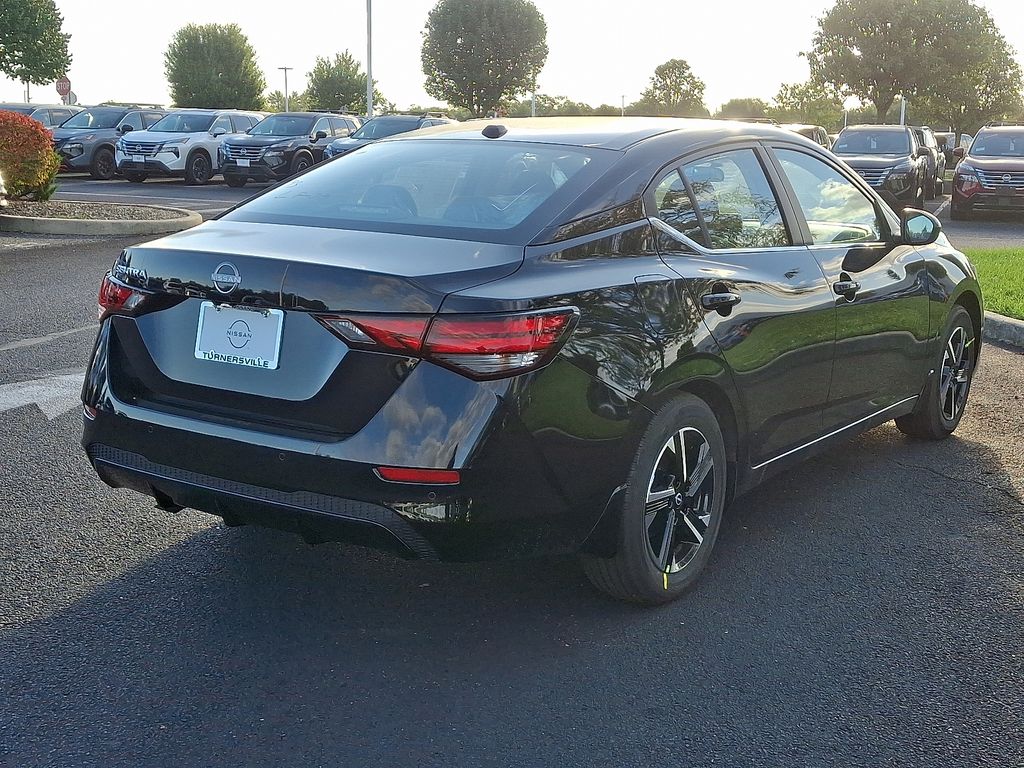 Thumbnail: 2025 Nissan Sentra - 4