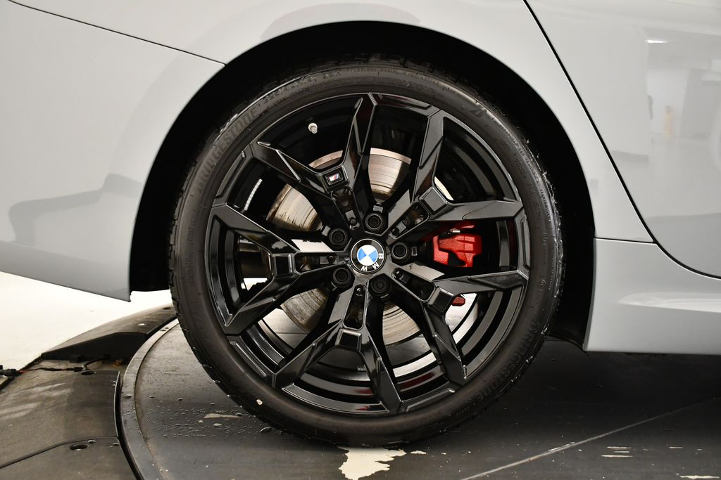 Thumbnail: 2025 BMW 3 Series - 15