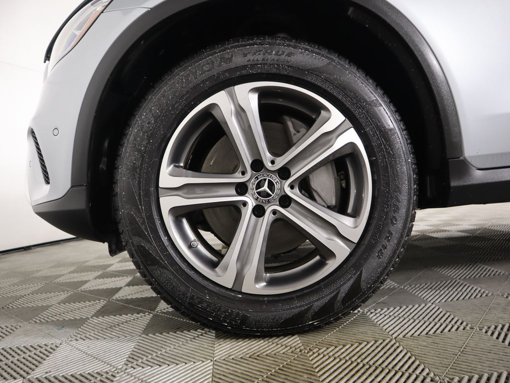 Thumbnail: 2022 Mercedes-Benz GLC - 30