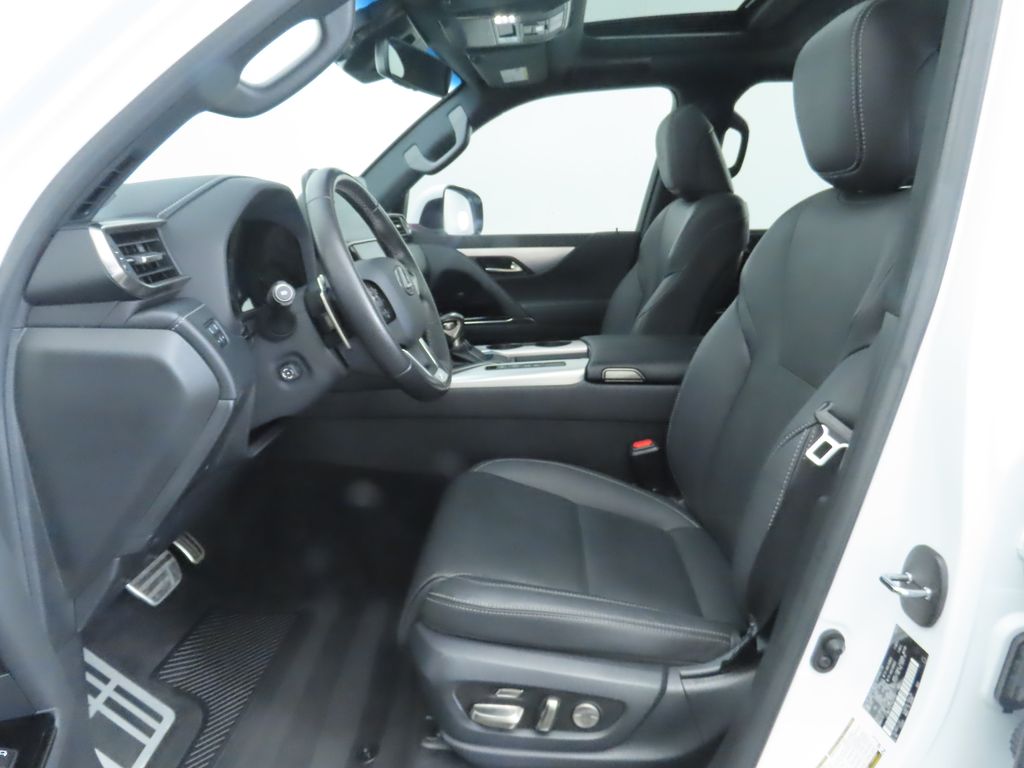Thumbnail: 2023 Lexus LX - 19