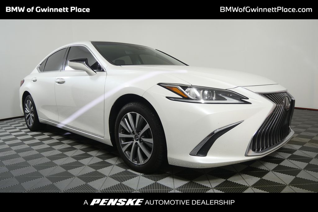 Thumbnail: 2019 Lexus ES - 1