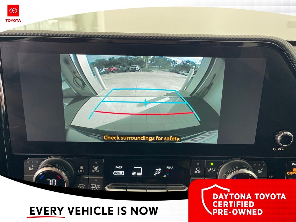 Used 2023 Toyota Highlander SUV