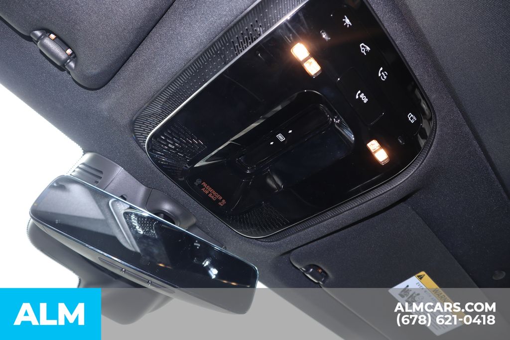 Used 2025 Black Mercedes-Benz GLC 350e image 35