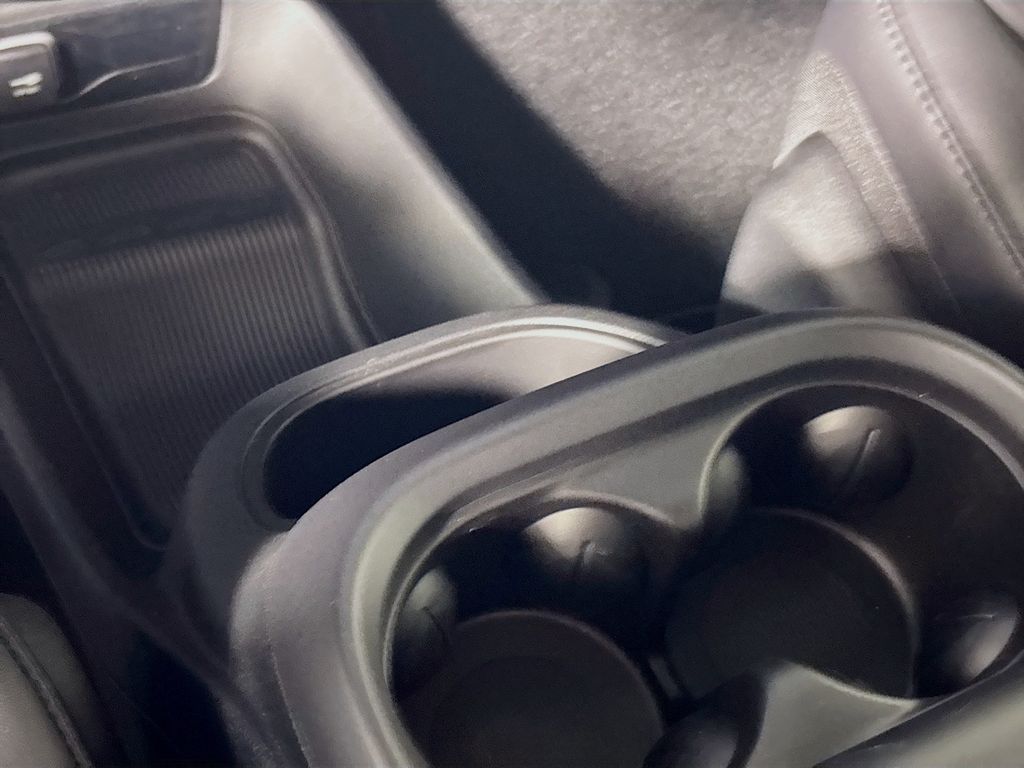 2025 Chrysler Pacifica Hybrid Select