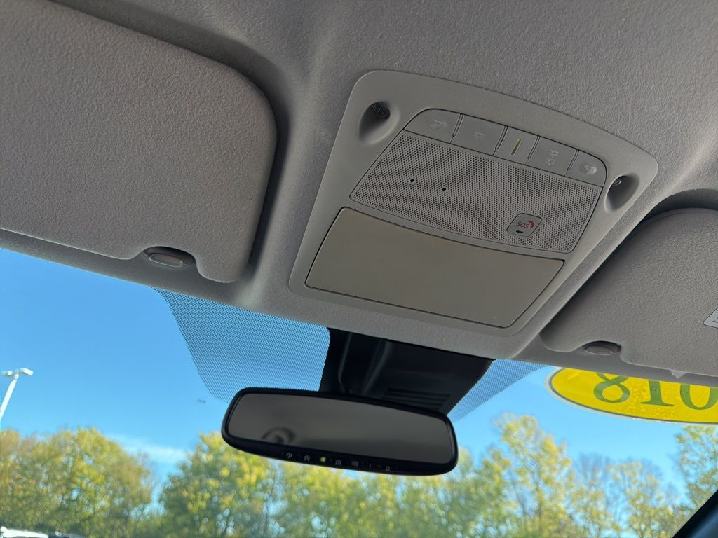 Thumbnail: 2018 Nissan Leaf - 13