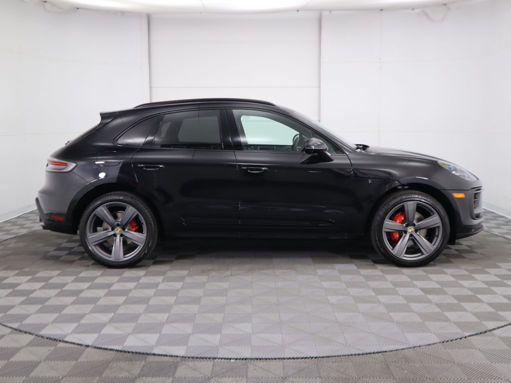 2024 Porsche Macan S 4