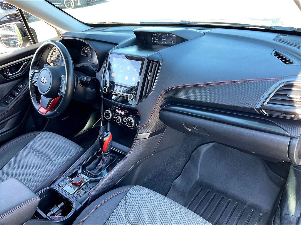 2023 Subaru Forester — photo 13