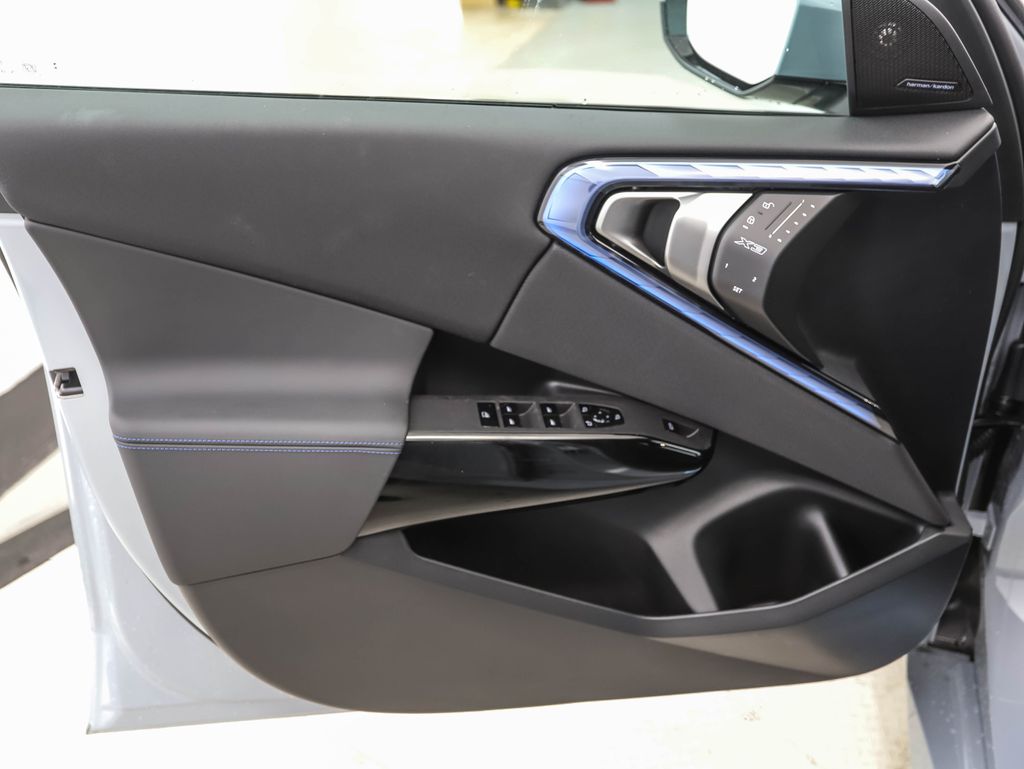 Thumbnail: 2026 BMW X3 - 9