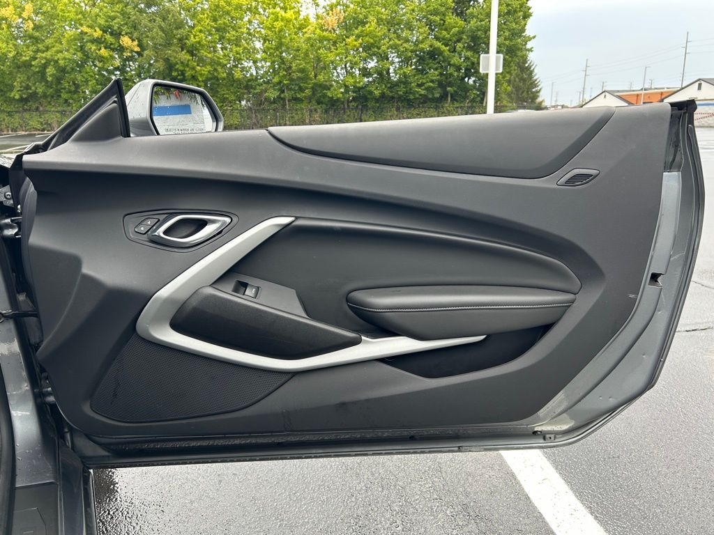 Thumbnail: 2021 Chevrolet Camaro - 21