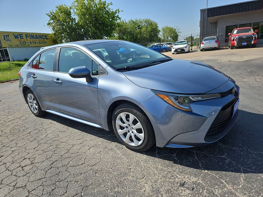  2024 Toyota Corolla LE FWD   