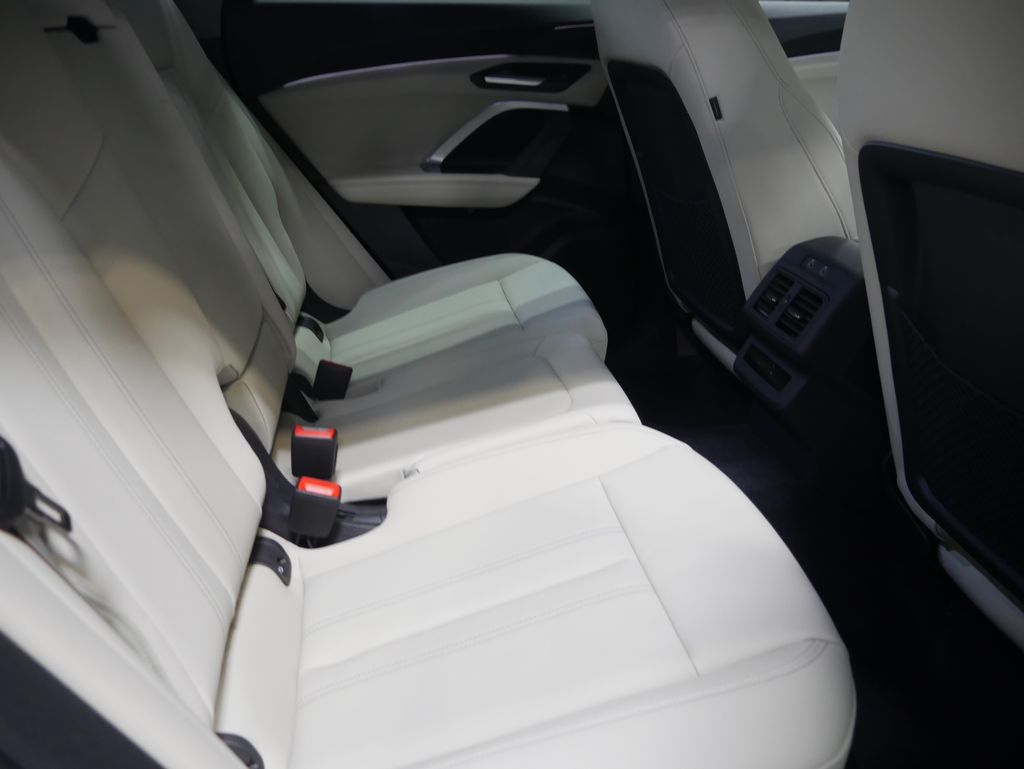Thumbnail: 2026 Audi Q5 - 21