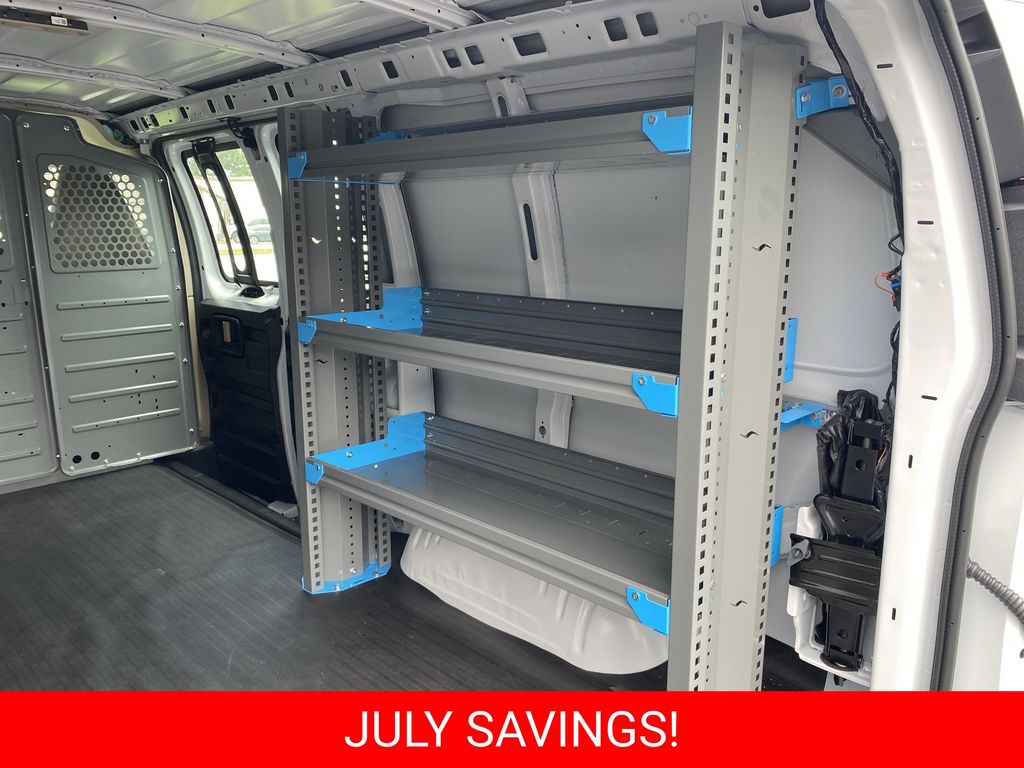 New 2026 Chevrolet Express 2500 Van