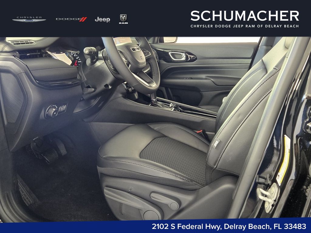 new 2026 Jeep Compass car, priced at $26,305