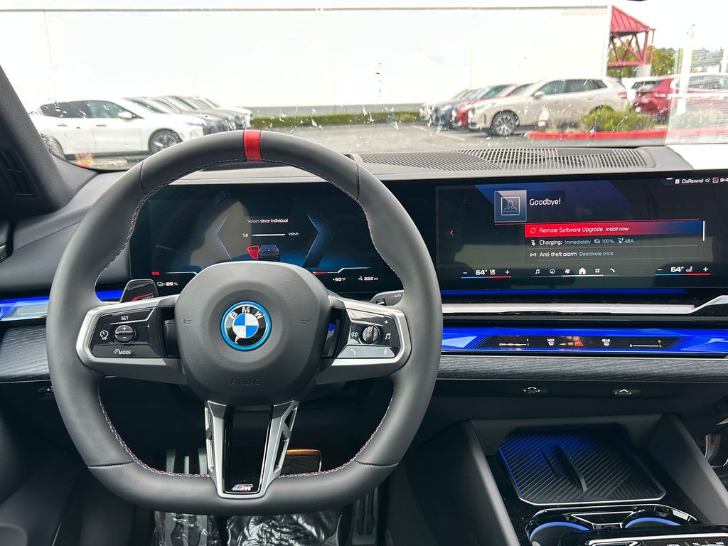 Thumbnail: 2025 BMW i5 - 17