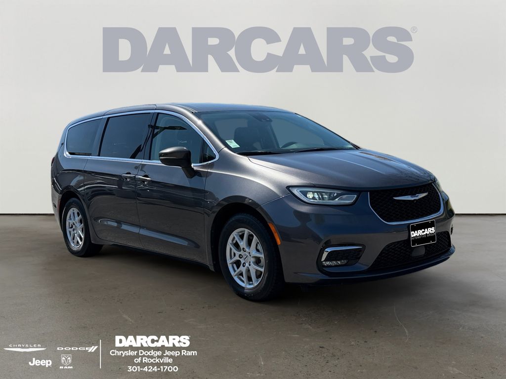 Gray (Granite Crystal Metallic Clearcoat) 2023 Chrysler Pacifica Touring L FWD Minivan Front-Wheel Drive 9-Speed Automatic