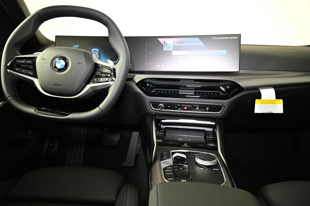 Thumbnail: 2026 BMW 3 Series - 16