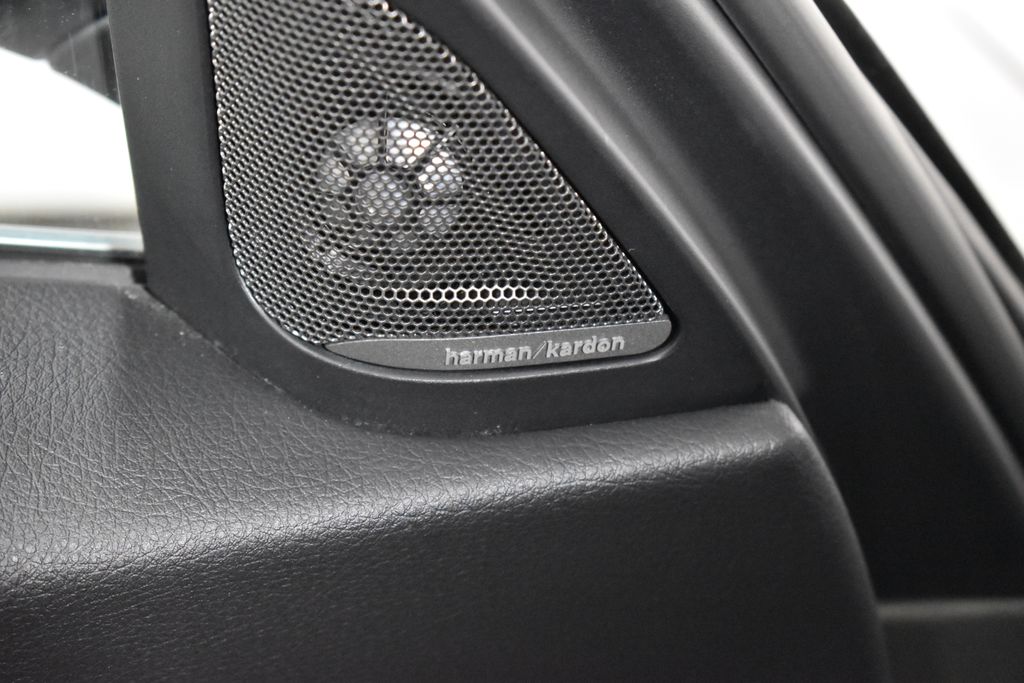 Thumbnail: 2016 BMW 3 Series - 30