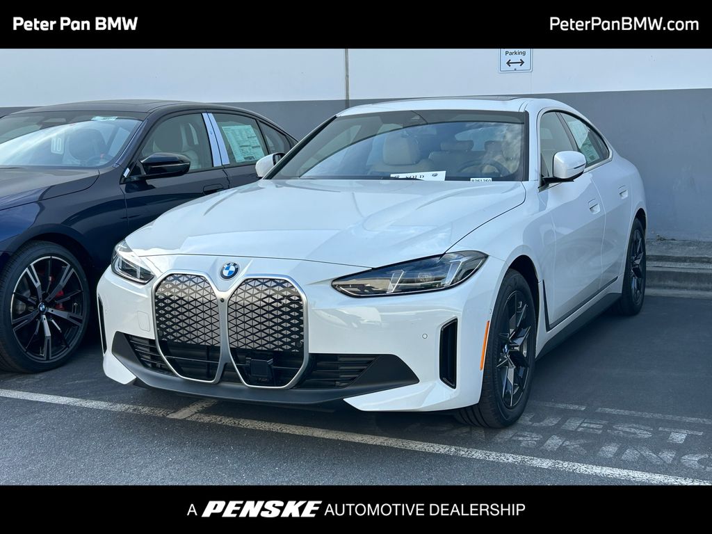 Thumbnail: 2026 BMW i4 - 1