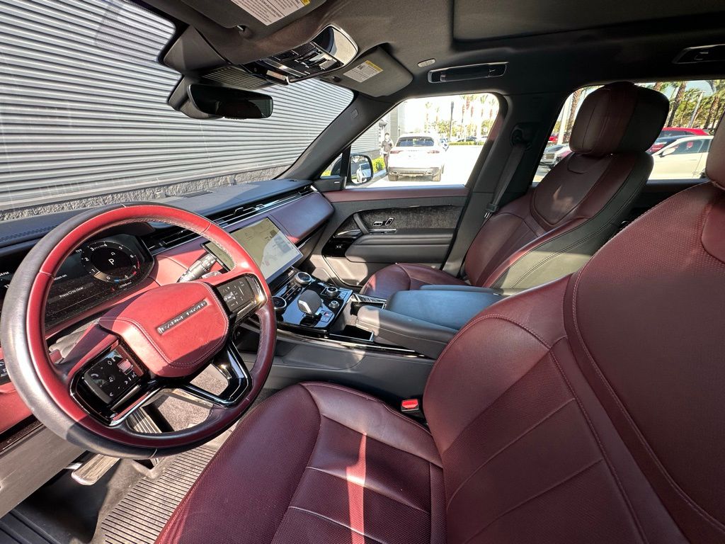 Thumbnail: 2023 Land Rover Range Rover Sport - 4