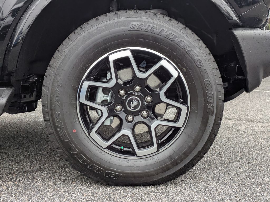 2025 Ford Bronco Outer Banks