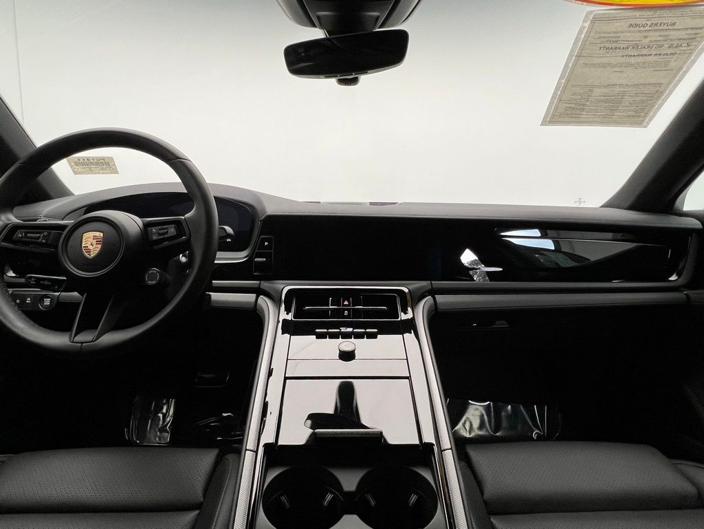 Thumbnail: 2025 Porsche Panamera - 6