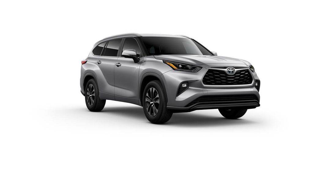 Thumbnail: 2025 Toyota Highlander - 15
