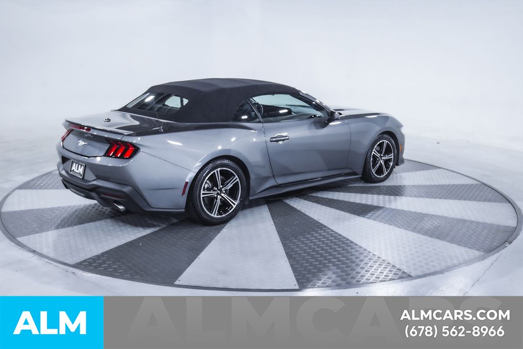 Used 2024 Gray Ford EcoBoost Premium image 10