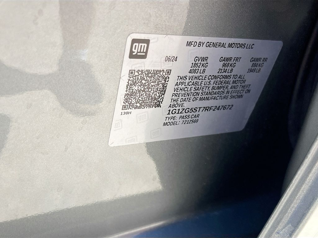 Used 2024 Gray Chevrolet RS image 30