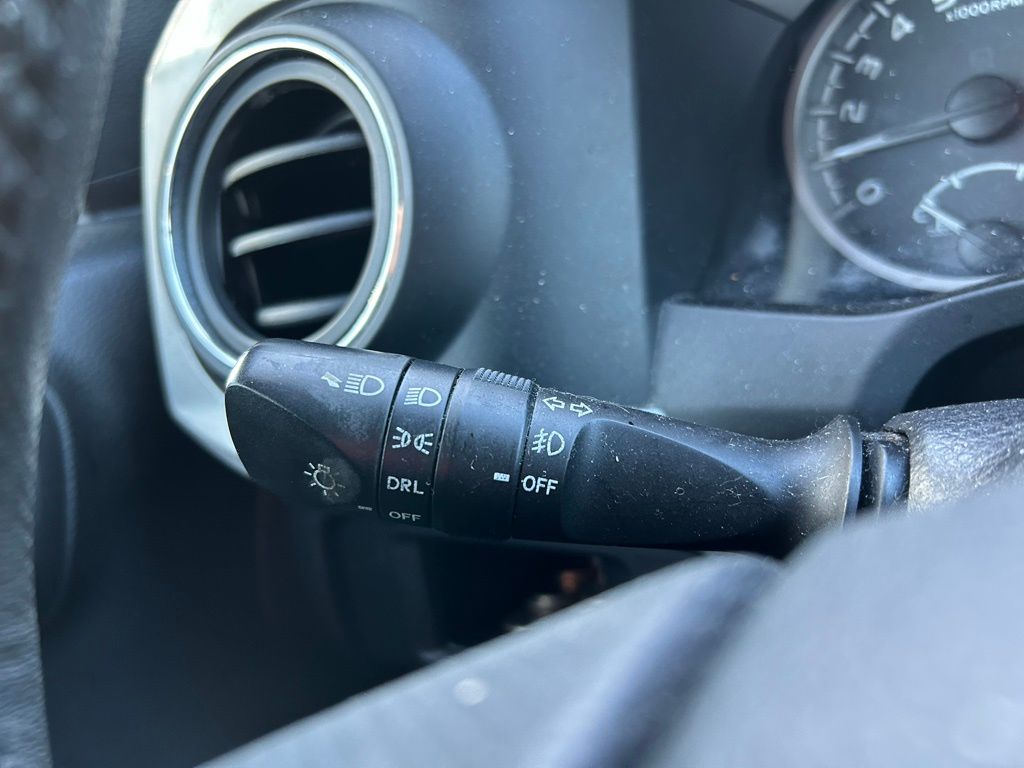 Thumbnail: 2017 Toyota Tacoma - 20