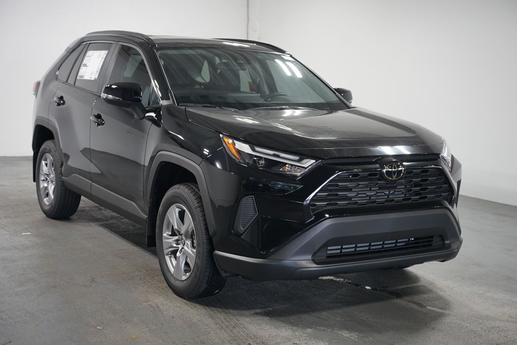 Thumbnail: 2025 Toyota RAV4 - 3