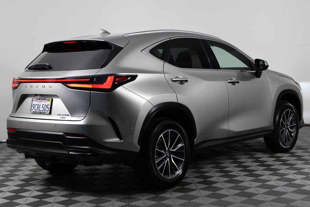 Thumbnail: 2022 Lexus NX - 4
