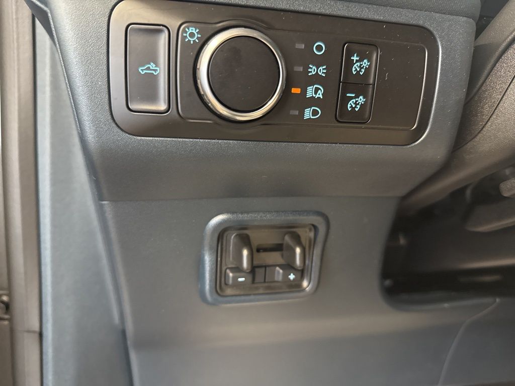 New 2026 Gray Ford XLT image 13