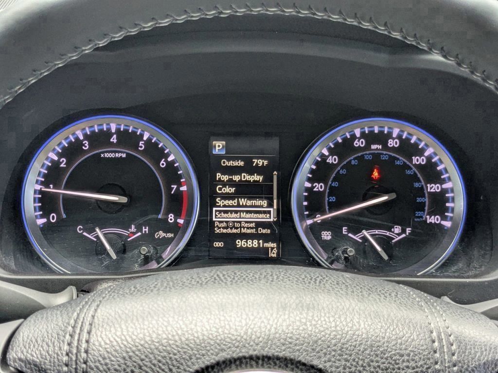 2017 Toyota Highlander SE