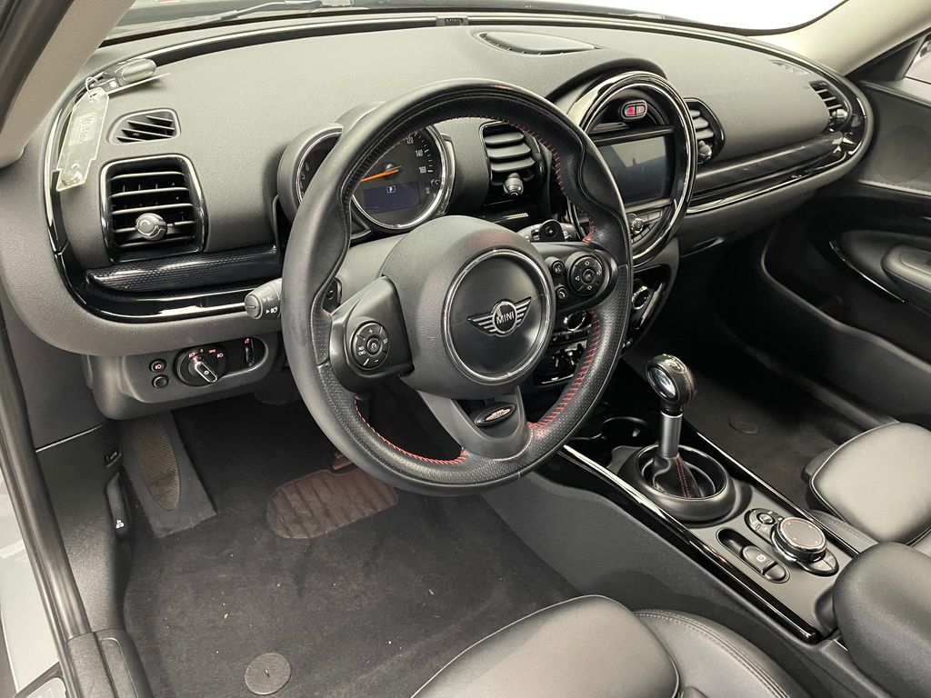 2019 MINI Cooper Clubman S 11