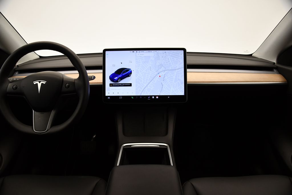 2022 Tesla Model Y Long Range 17