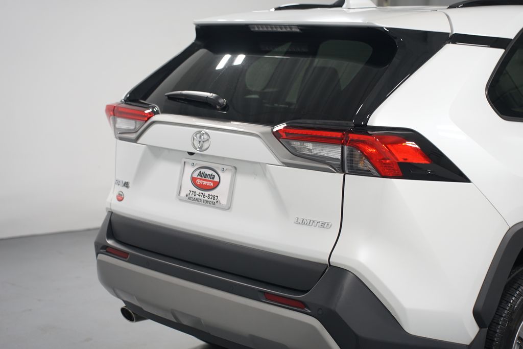 Thumbnail: 2024 Toyota RAV4 - 9