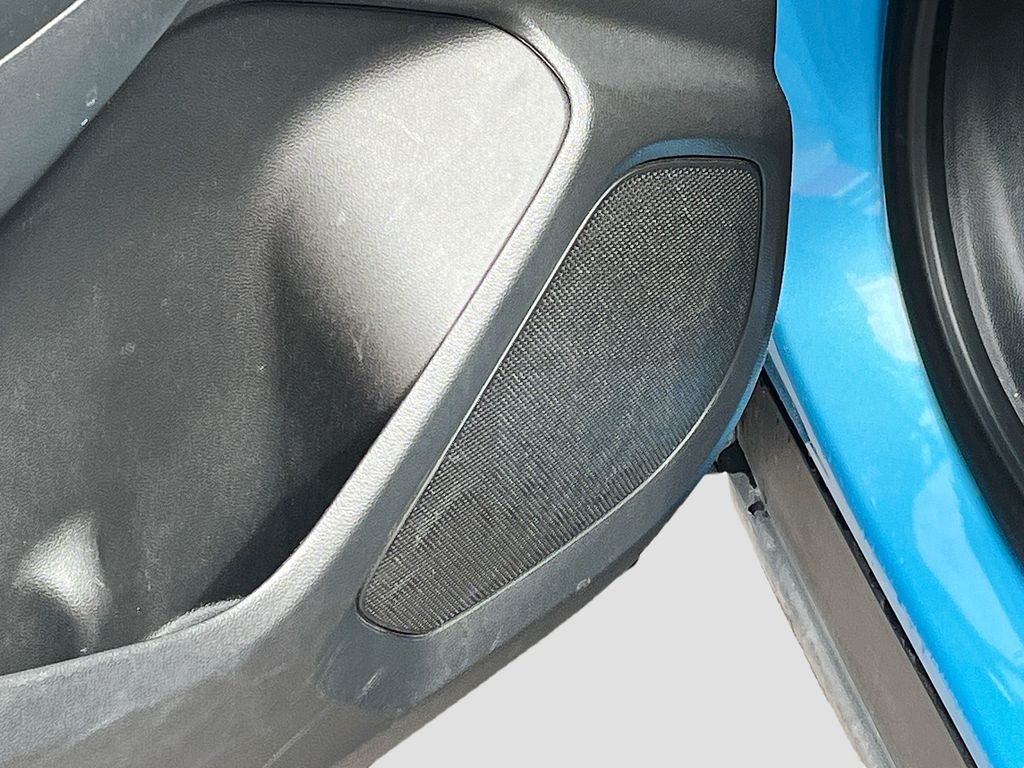 Used 2025 Blue Chevrolet LT image 18