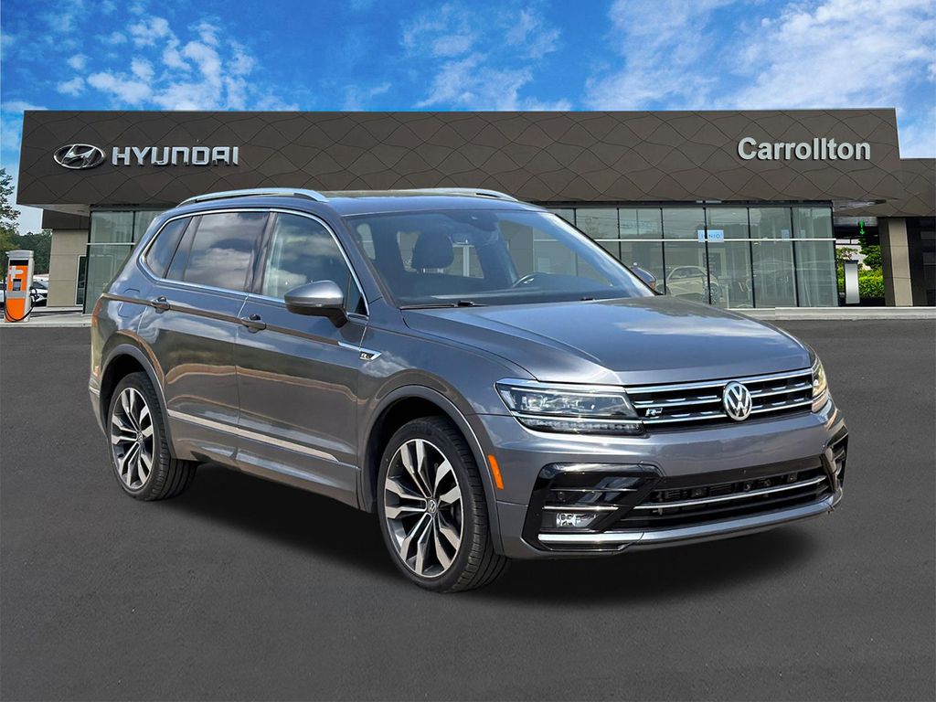 Used 2019 Gray Volkswagen 2.0T SEL Premium R-Line image 3
