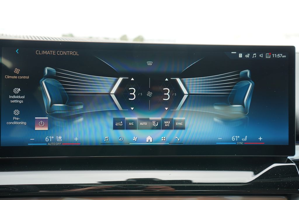 Thumbnail: 2026 BMW i5 - 18